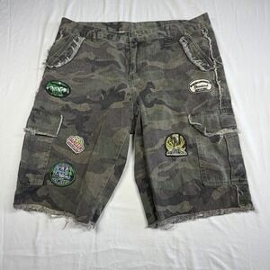 Manfinity Camouflage Cargo Shorts Distressed With Patches Raw Hem Xxl Dad Jeans